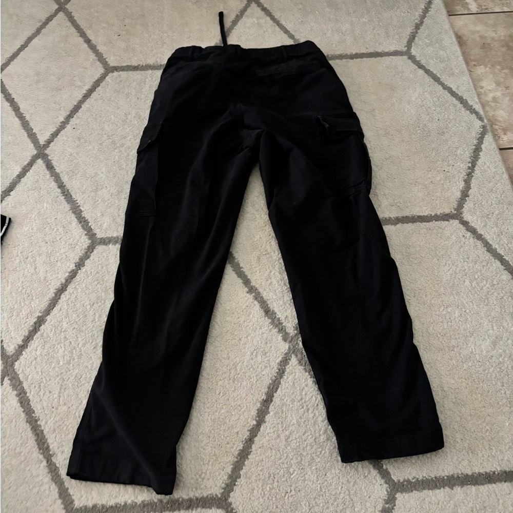 Uniqlo men’s cargo pant, black 27-30